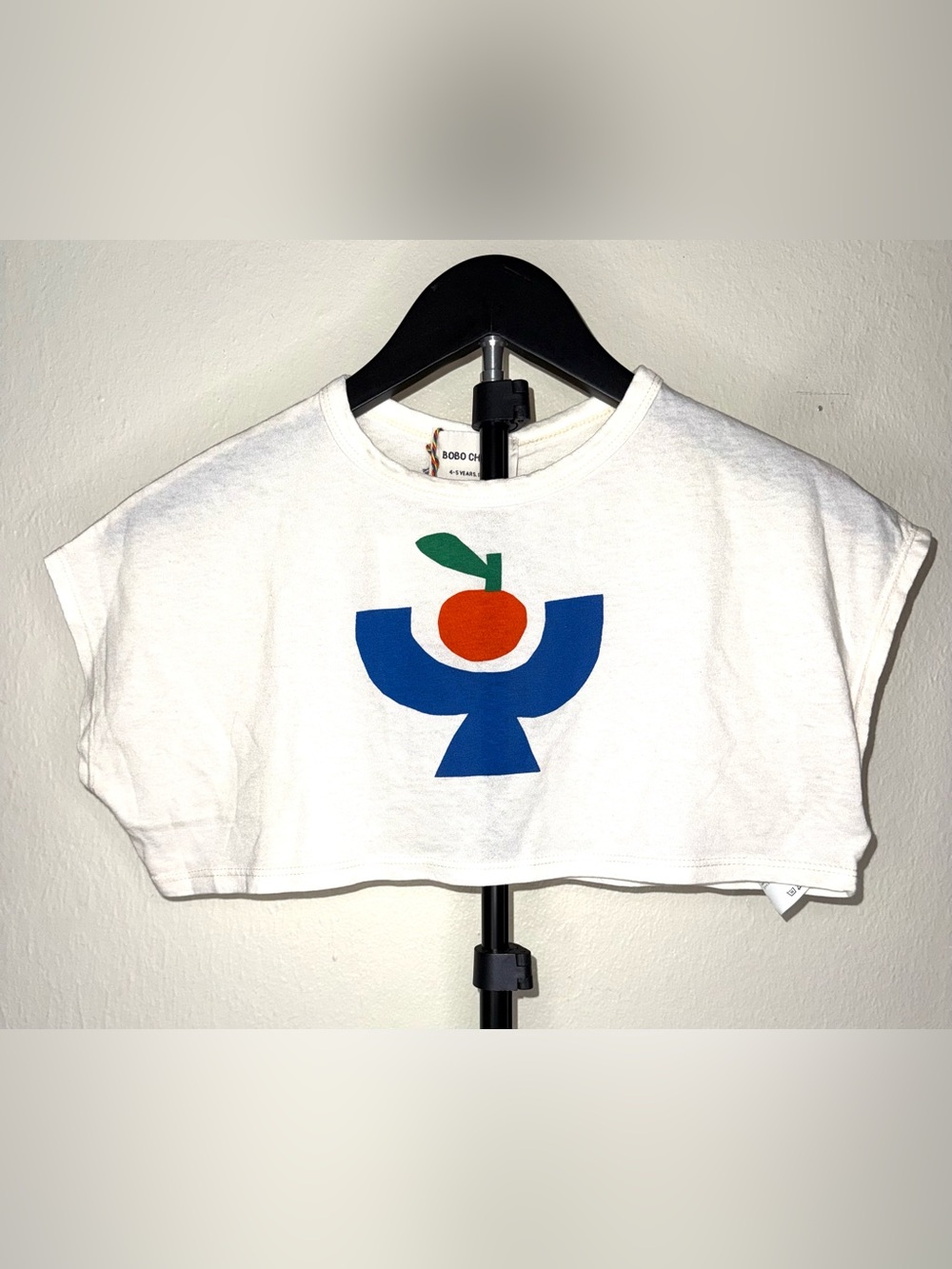 BOBO CHOSES Tomato Plate cropped T-shirt in off-white, size 4/5, NWT